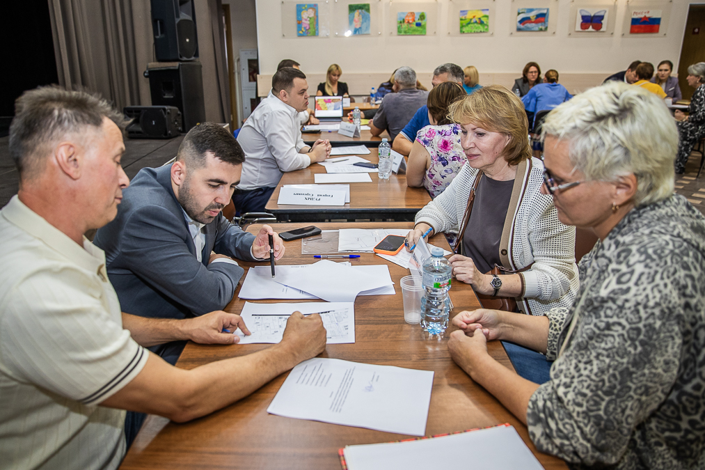 Жители Одинцовского округа могут записаться на приём к замглавы онлайн