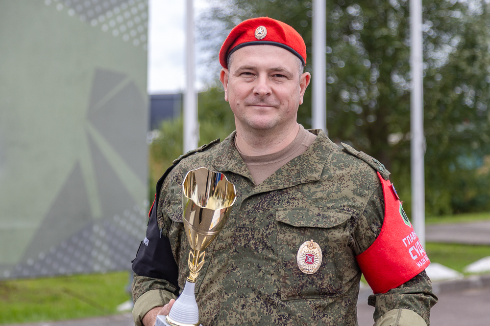 Военно-спортивная игра «Юный страж порядка» в парке «Патриот»
